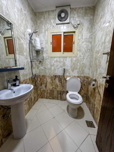 Cozy 2-Bedroom Apartment in Batha Quraish