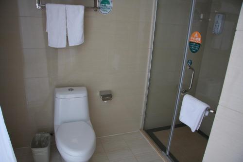 Koupelna v ubytování GreenTree Inn ShangHai SongJiang SongDong Business Hotel