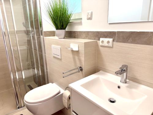 Bilik mandi di Apartment WH8