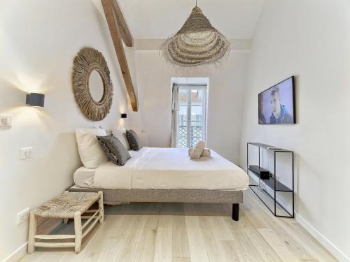Hyper Centre - Charming duplex - Luxury - Reversible air conditioning - 10 mins from Place MASSENA