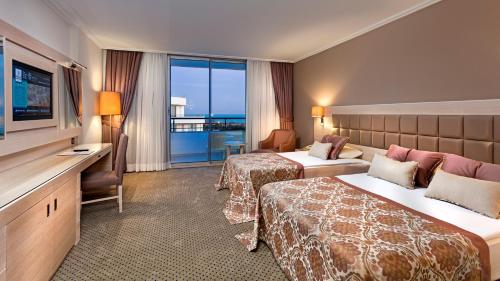 Gallery image of Miracle Resort Hotel in Lara
