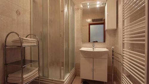 Kúpeľňa v ubytovaní Apartment Malinska, Primorje-Gorski Kotar 20