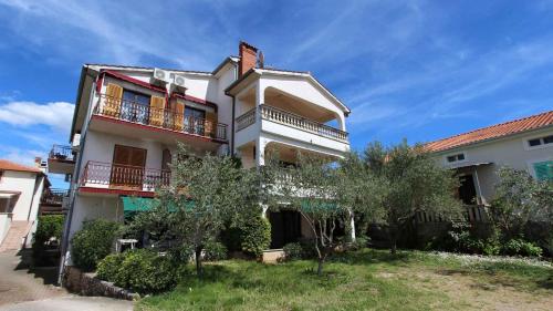 Apartment in Malinska 28