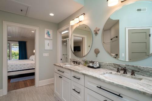 Vannituba majutusasutuses 2251 Catesby's Bluff