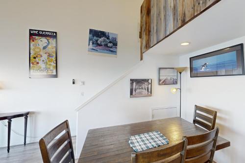 Whaler's Getawayにあるテレビまたはエンターテインメントセンター