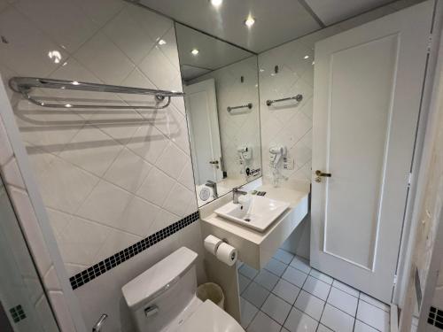 Ένα μπάνιο στο Hotel Inter Jardins UH-2806