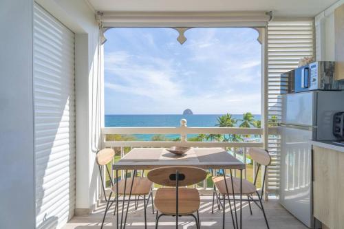 ครัวหรือมุมครัวของ Appartement Rêve Clair