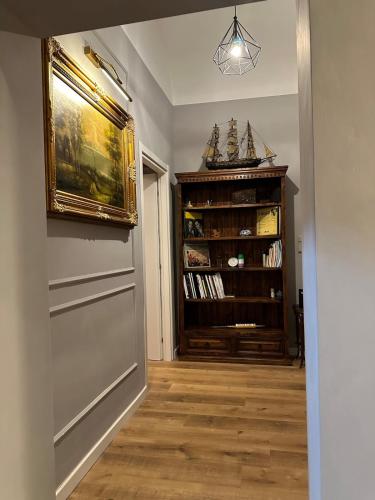 Roma center home