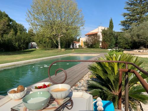 Appartement dans petit mas calme