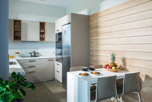 Dapur atau dapur kecil di Orama Luxury Villa 4 Bedrooms with Private Pool