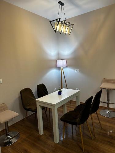 Foto de la galeria de Urban Mountain View a Tirana