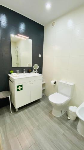Apartamento Estúdio a 5 min a pé da praia, com terraço grande ao sol, no Rés-Chão