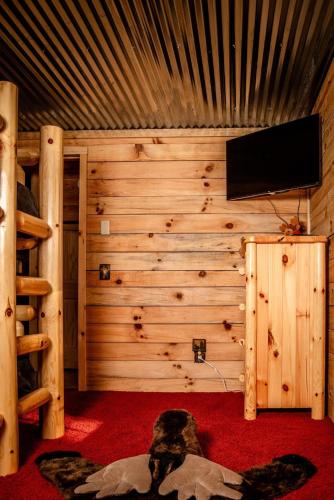 Gambar di galeri bagi Hocking Hills Cabin, Hot Tub, Private Pond di Stella