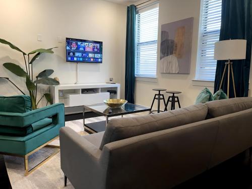 Gallery image of Downtown Houston Gem Stylish, Central & Self Check-In in Houston
