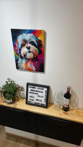 a painting of a dog on top of a table at Mambo House 702 in Bogotá
