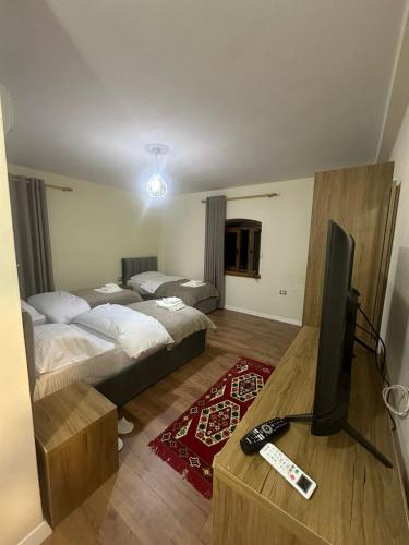 Televisyen dan/atau pusat hiburan di Bujtina Çupa