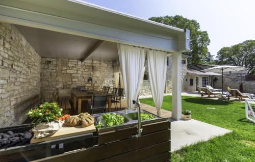 Gallery image of Beautiful Villa Jadreska with pool in Kanfanar in Kanfanar