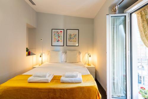 C2 Apartment with Terrace in the Arenal, Cathedral