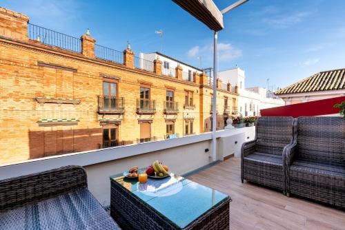 C2 Apartment with Terrace in the Arenal, Cathedral