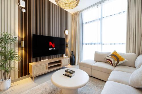 1BR Beautiful Apartment - Skyline Gem