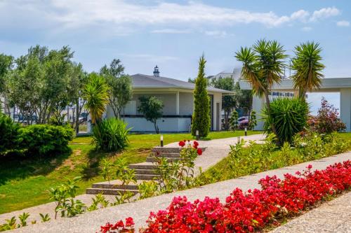 Gallery image of Side Azalia Garden in Side