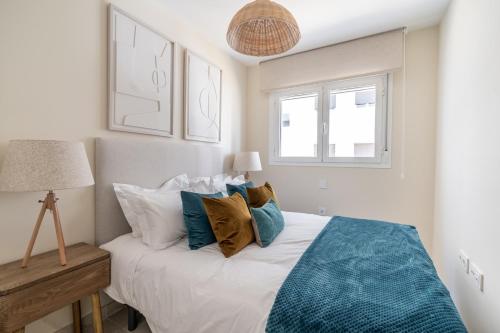 AR11 Stylish flat in perfect location
