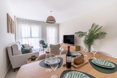 AR11 Stylish flat in perfect location