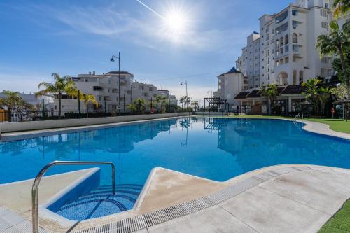 AR11 Stylish flat in perfect location
