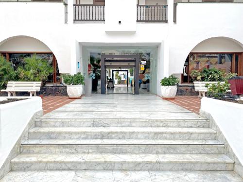 Fachada o entrada de BLUESEA Apartamentos Callao Garden