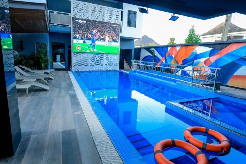 Bazén v ubytování Blu Pearl Hotel & Residence nebo v jeho okolí