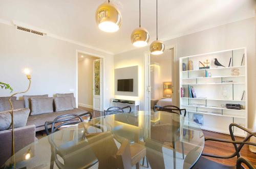 Three bedroom apartment in Gran de Gracia - You Stylish Apartments