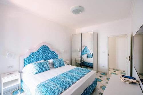 Tra Cielo E Mare - Sea View Apartment - PRIVATE PARKING photo 2