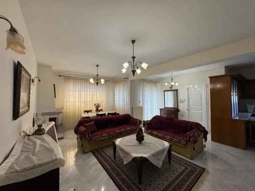 Triangle Park Apartments A1