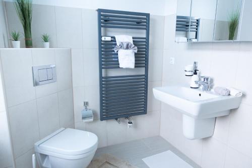 Ένα μπάνιο στο Lemsdorfer Apartments Magdeburg