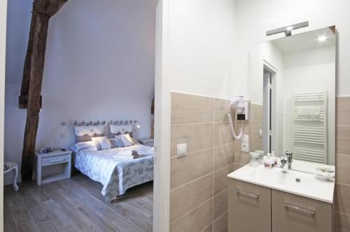 Koupelna v ubytování Chambre double Paradis