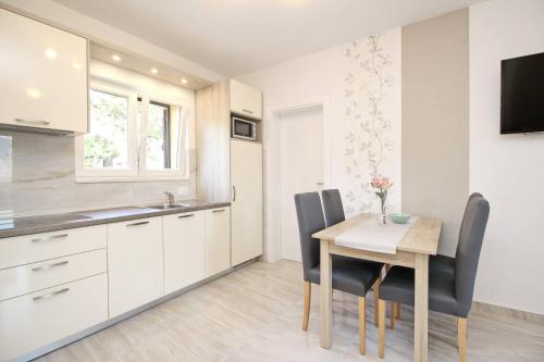 Sunshine Residence Baska