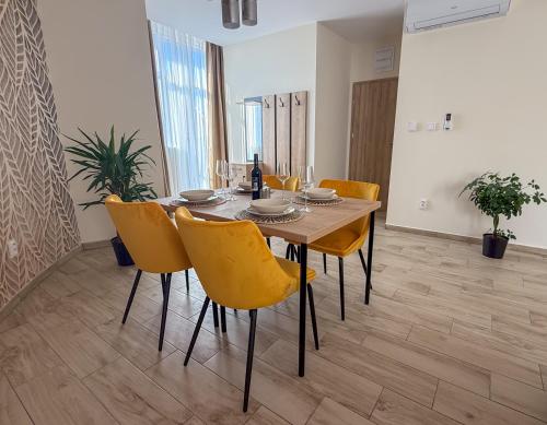Un lugar para sentarse en Viola Apartman