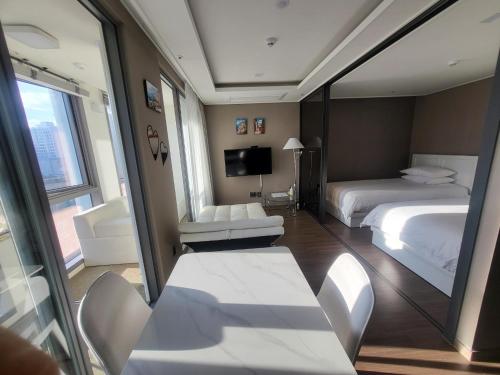 Family Hotel & Arbol