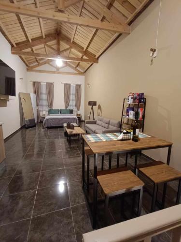 Souare Loft In the Chios Center