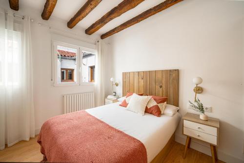 Chueca II calle Barco 2BR 2BH