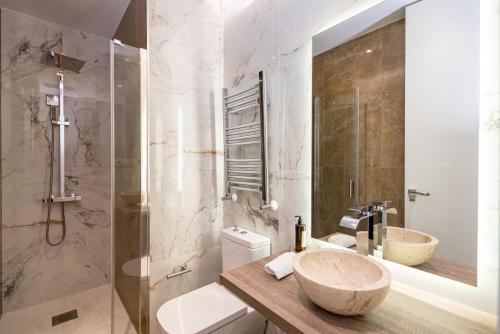 Chueca II calle Barco 2BR 2BH