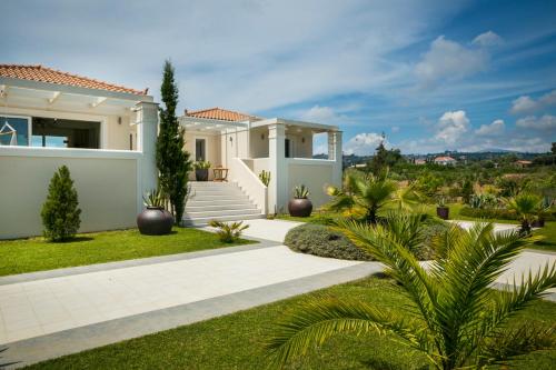 Gallery image of Villa Ai Ηelis Beach in Svoronata