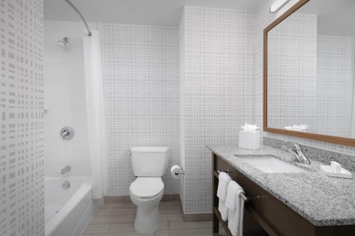 Ένα μπάνιο στο Hampton Inn Washington DC NoMa Union Station