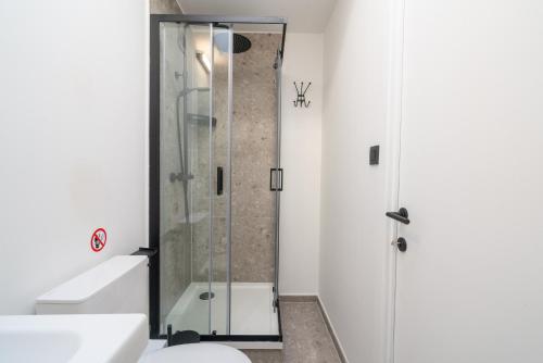 Koupelna v ubytování Gezellig, knusse en gerenoveerde rijwoning 4p