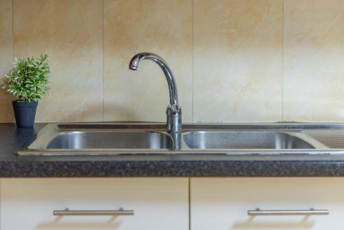 Imagen de la galería de Nouvel Appartement à Hydra, en Hydra