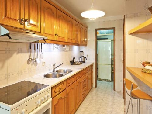 Η κουζίνα ή μικρή κουζίνα στο Apartment with Private Garden