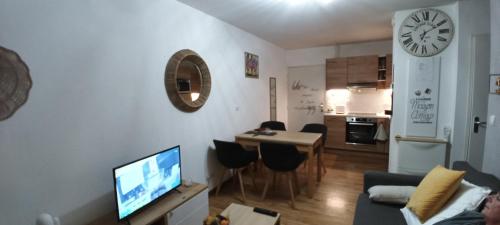 T2 Calme assuré face à la pique les Ramel