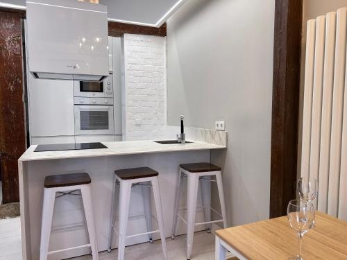 Plaza España Centro – Apartment for 8 Guests