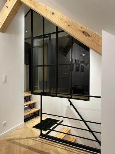 Μια τηλεόραση ή/και κέντρο ψυχαγωγίας στο Petit Loft centre-ville