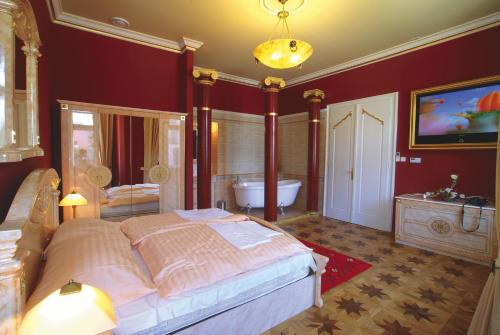 Una cama o camas en una habitación de Hotel Bow Garden